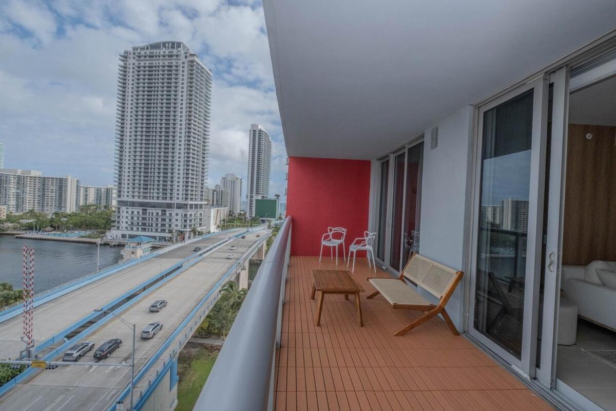 Apartament 2B 2B Luxury Ocean Views Apt In Hallandale Beach Zewnętrze zdjęcie